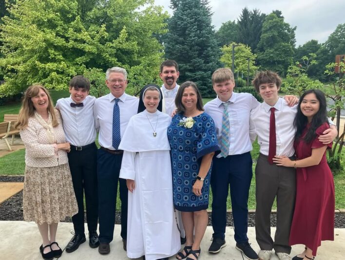 fb-128110617292885_1153999360094682