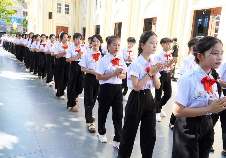 fb-285328895298373_759089760193275