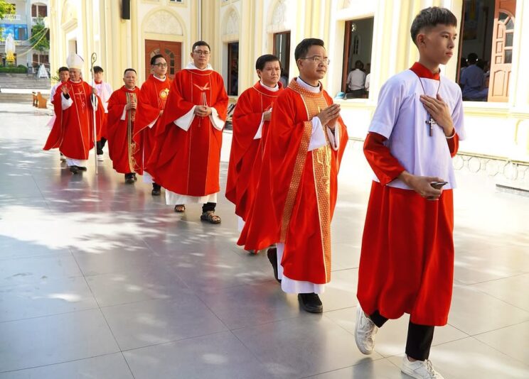 fb-285328895298373_759089760193275