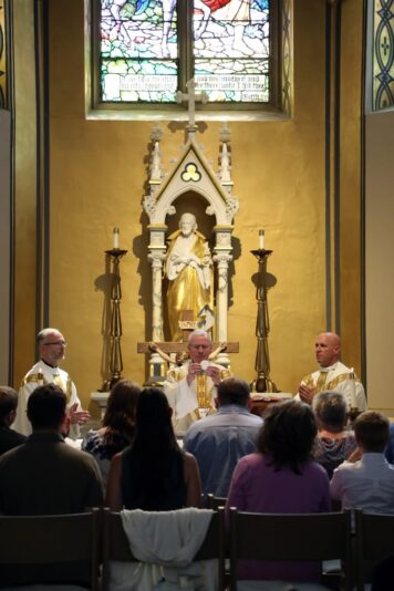 fb-272481673538_1209349371221449