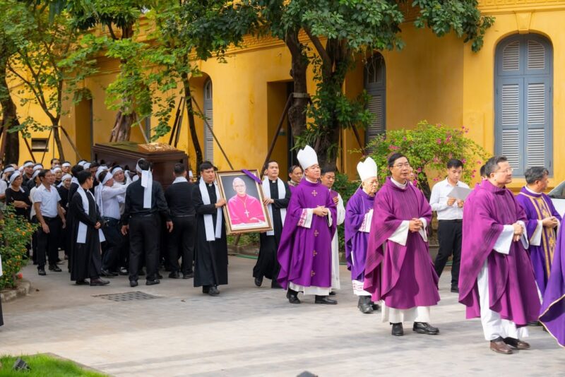 fb-267086443957481_1057412323268140