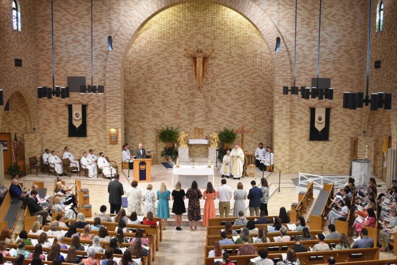 fb-1669188376658004_1377767684349557