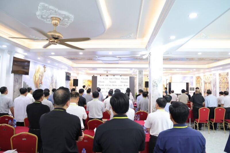 fb-285328895298373_761301416638776