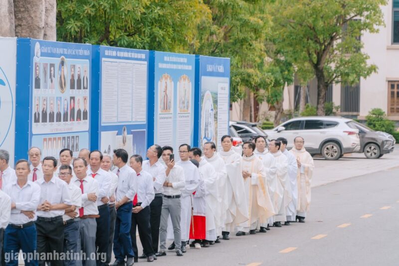 fb-267086443957481_1059063673103005