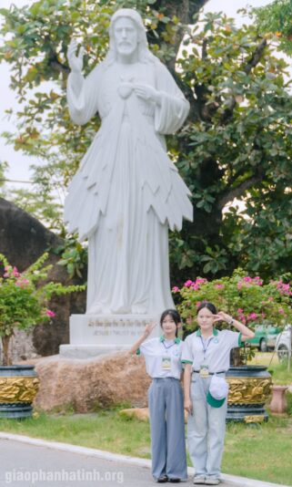 fb-267086443957481_1059063673103005