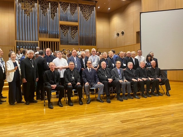 fb-127530903940386_1219043713587578