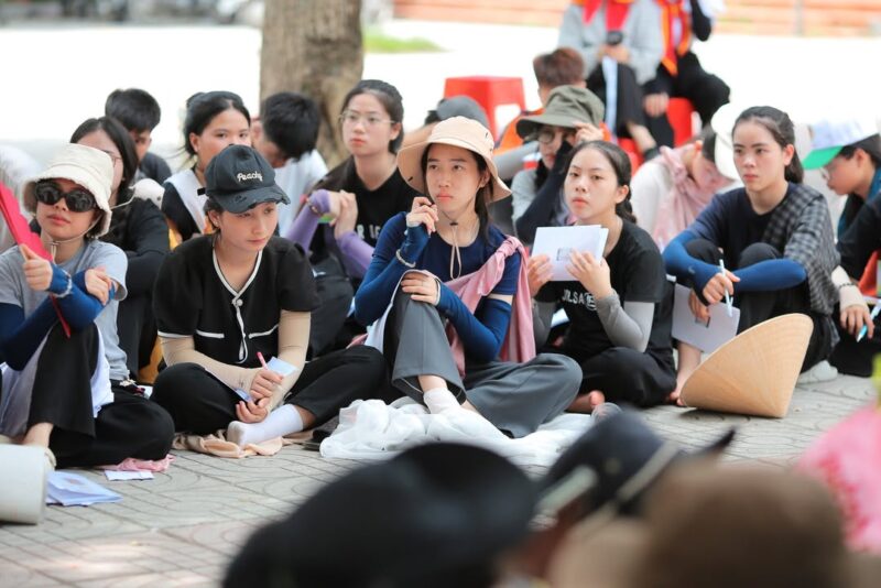 fb-267086443957481_1059793879696651