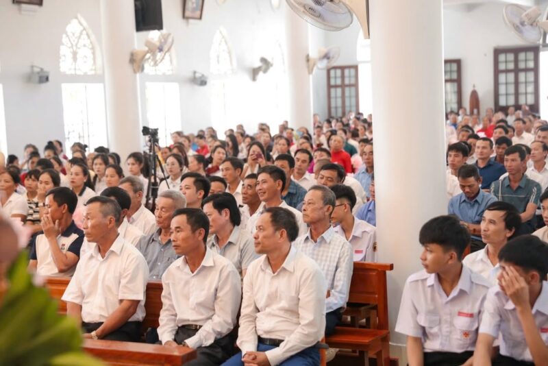 fb-267086443957481_1061030642906308