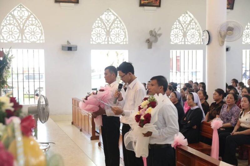 fb-267086443957481_1061030642906308