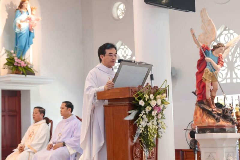 fb-267086443957481_1061030642906308