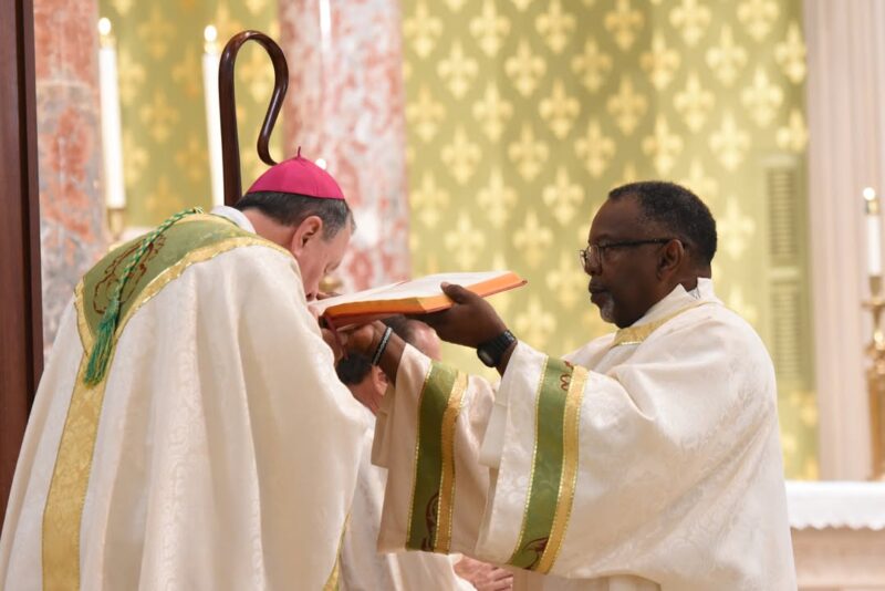 fb-1669188376658004_1381450647314594