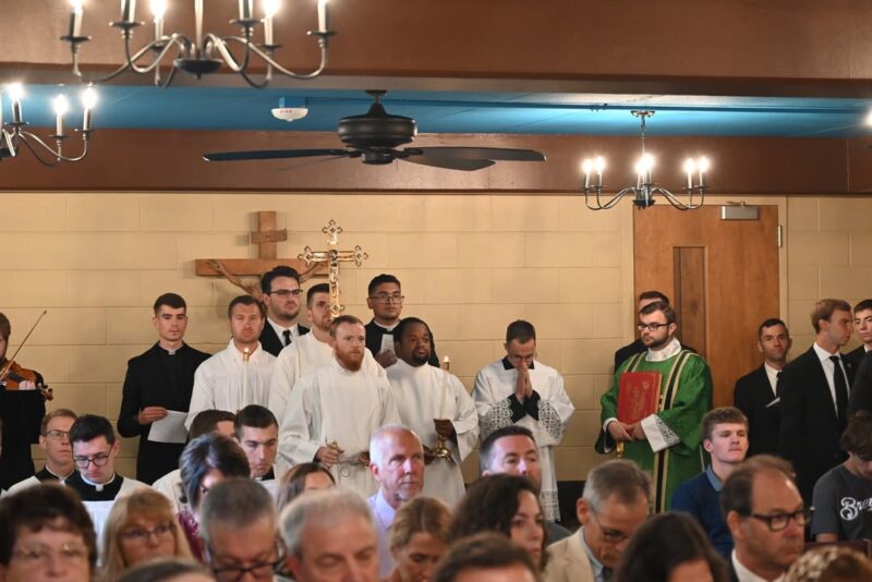 fb-355703527834405_1217418077095662