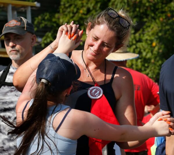 fb-127530903940386_1221877586637524