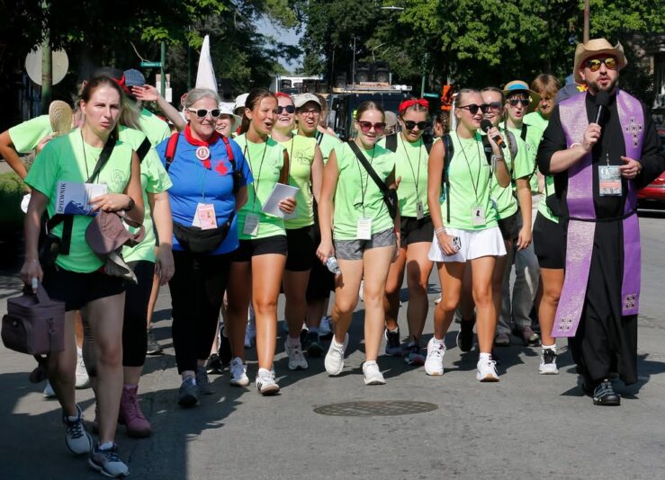 fb-127530903940386_1221877586637524