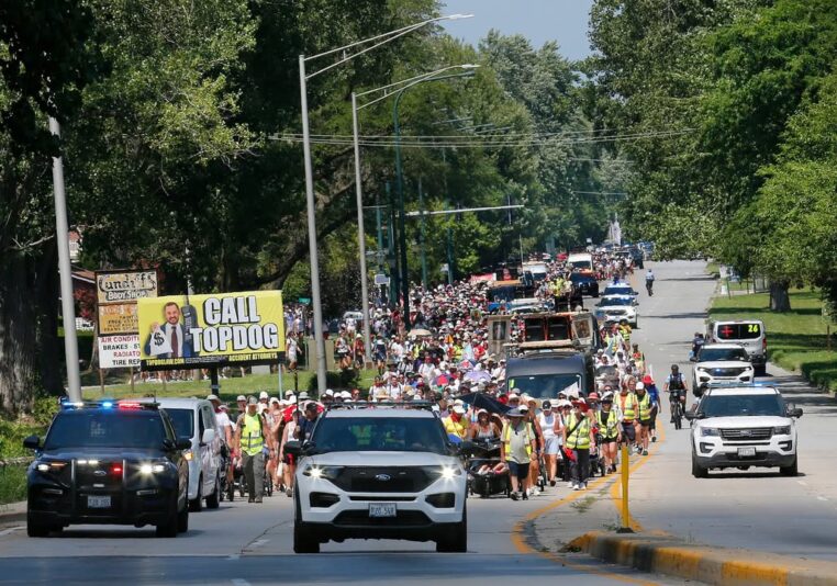 fb-127530903940386_1221877586637524