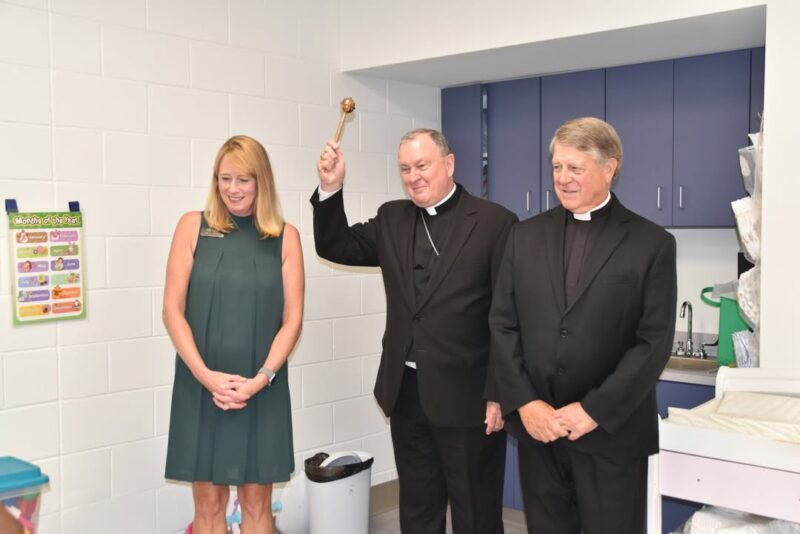 fb-1669188376658004_1384043603721965