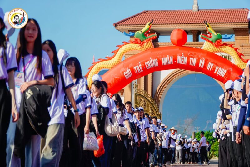 fb-267086443957481_1063966565946049