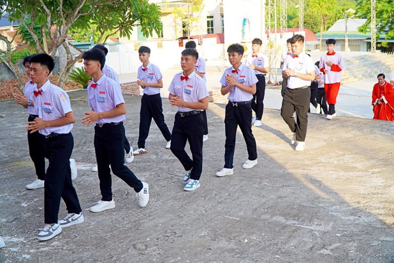 fb-285328895298373_768053052630279