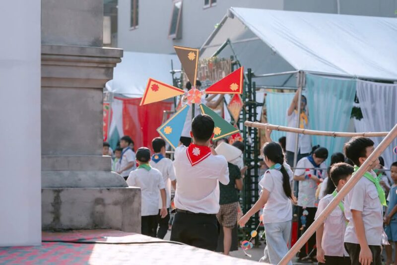 fb-732768673513037_1077110521212498