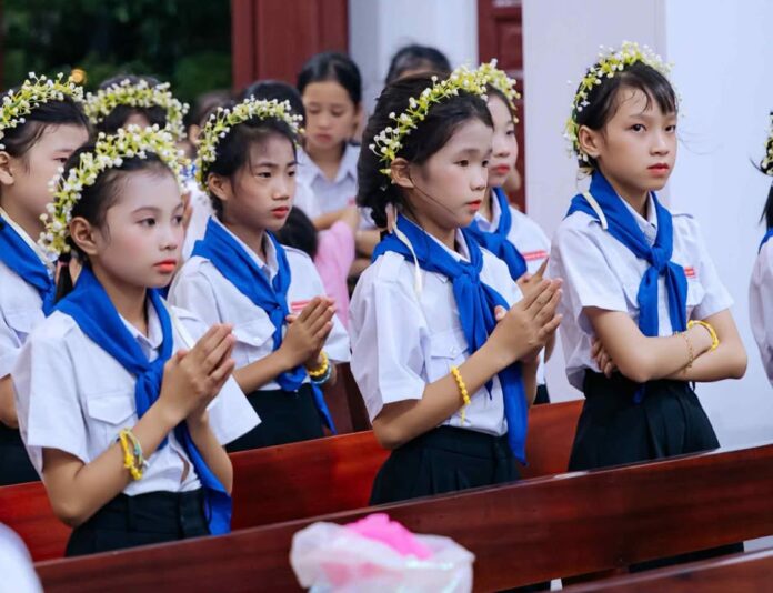 fb-285328895298373_769428365826081