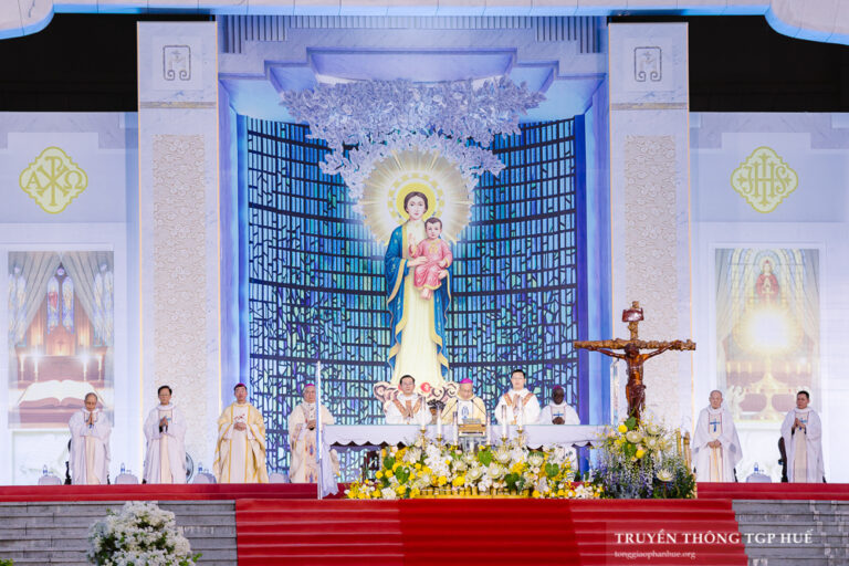 fb-285328895298373_769130345855883