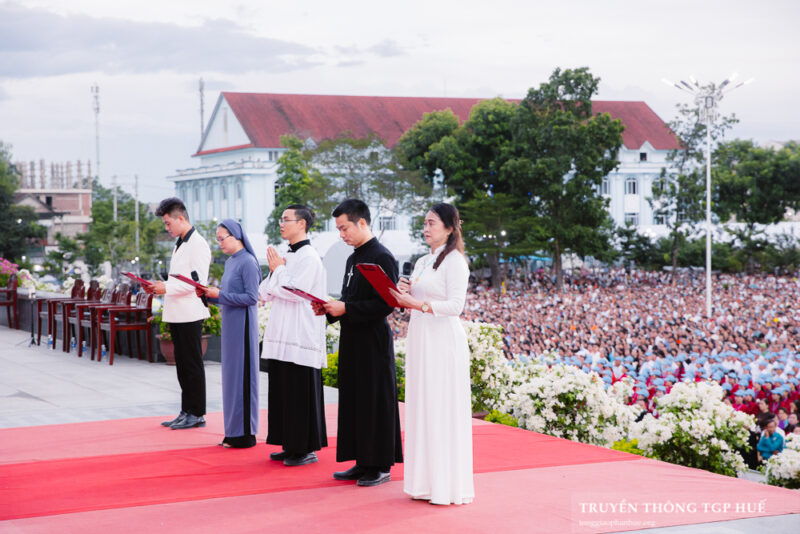 fb-285328895298373_769690599133191