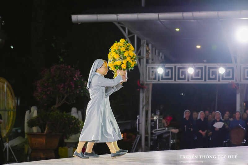 fb-285328895298373_769685105800407