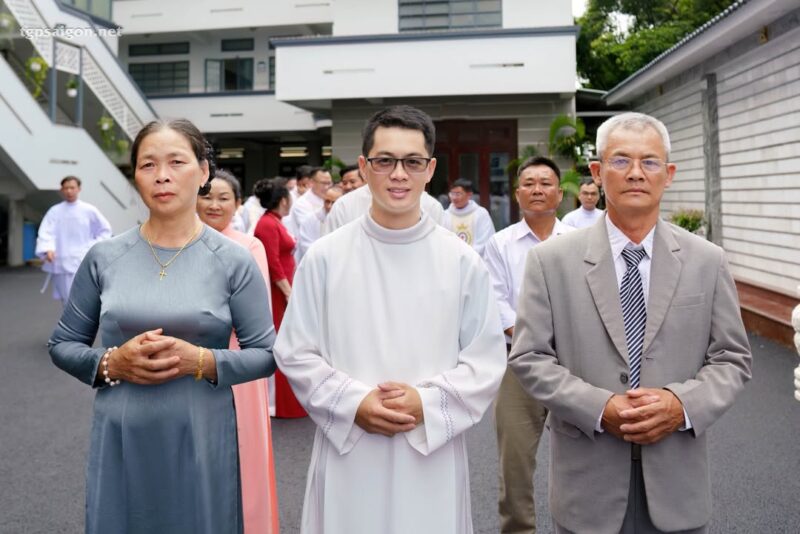 fb-1407235966182611_1077934614483907