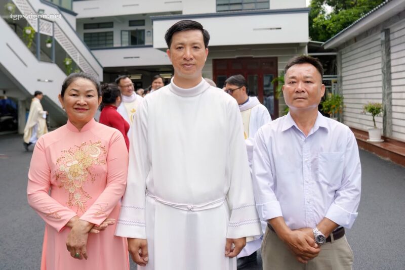 fb-1407235966182611_1077934614483907