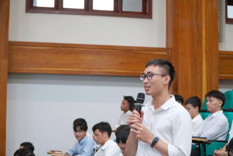 fb-285328895298373_771405938961657