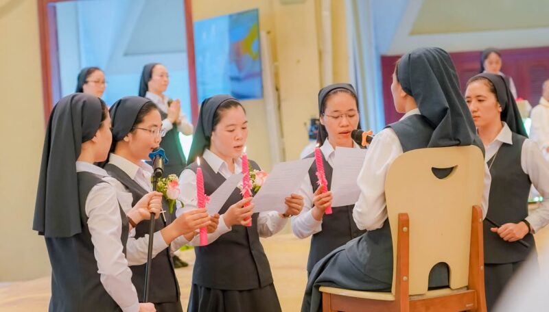 fb-285328895298373_773201045448813