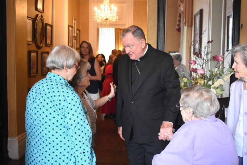 fb-1669188376658004_1393477229445269