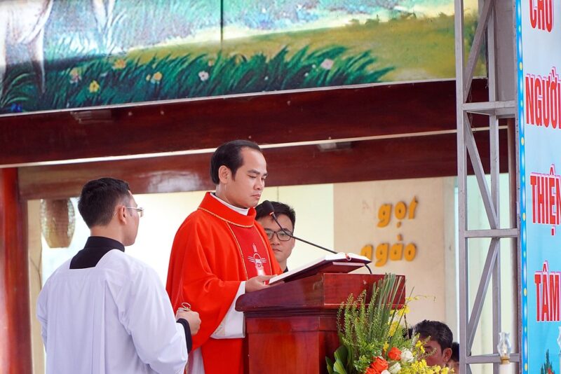 fb-285328895298373_776524001783184