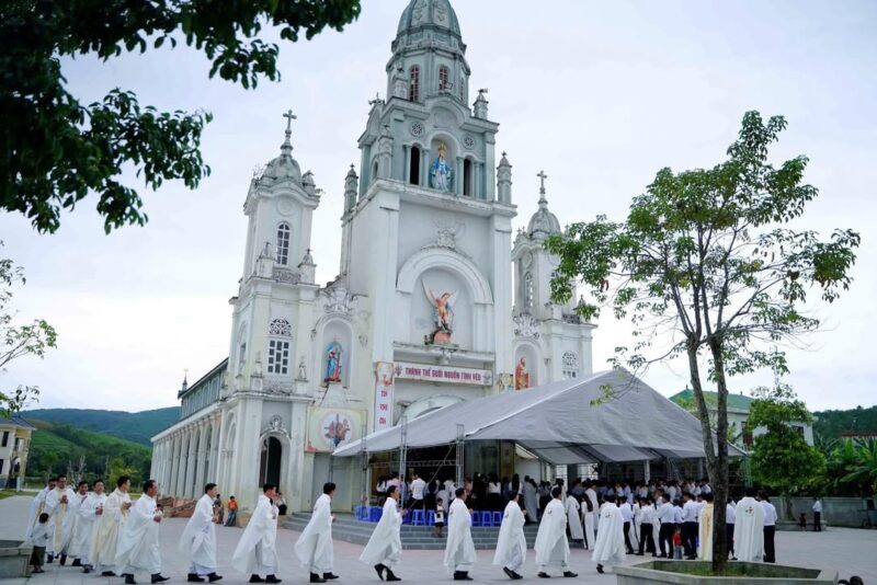 fb-267086443957481_1073091371700235