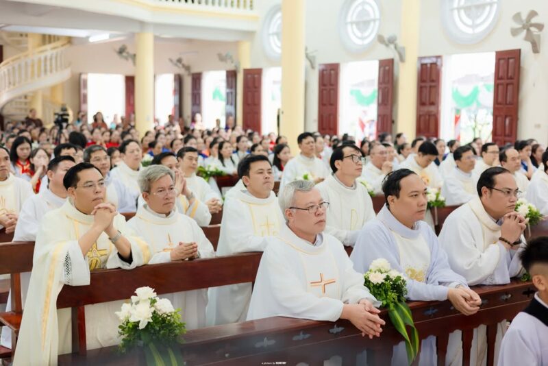 fb-285328895298373_778556481579936