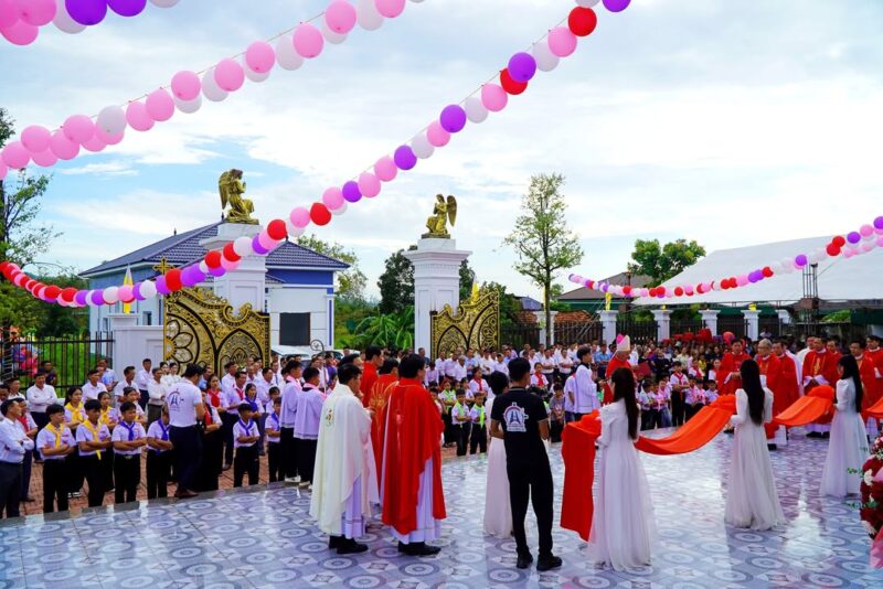 fb-285328895298373_781680641267520