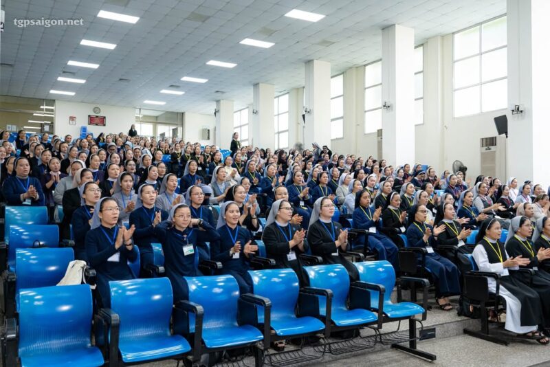 fb-1407235966182611_1090308046579897