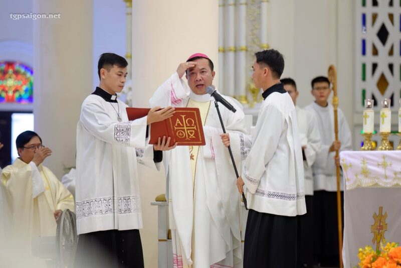 fb-1407235966182611_1090690479874987