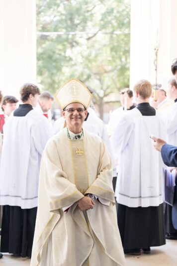 fb-1669188376658004_1404233491702976