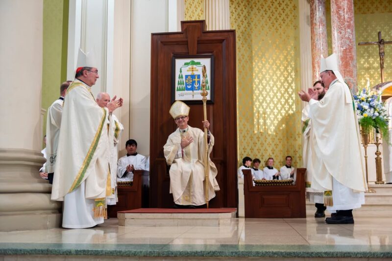 fb-1669188376658004_1404233491702976