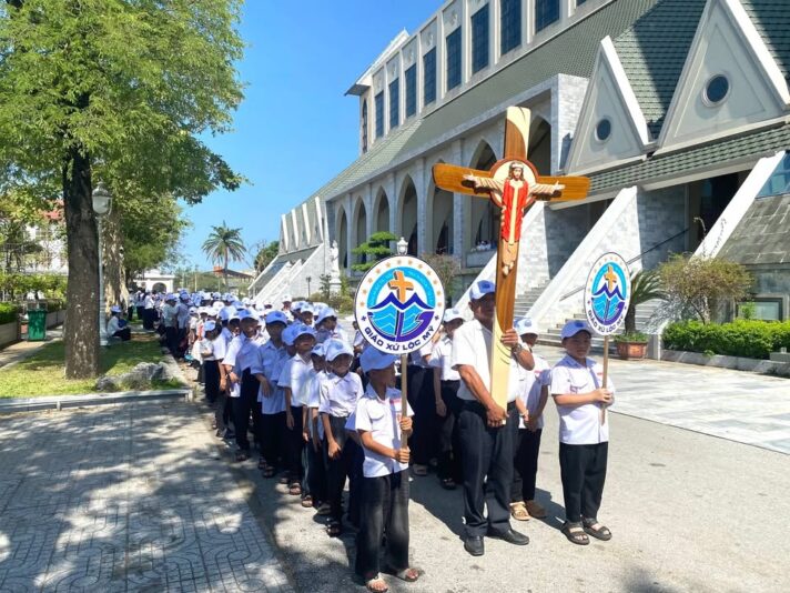 fb-285328895298373_785609917541259