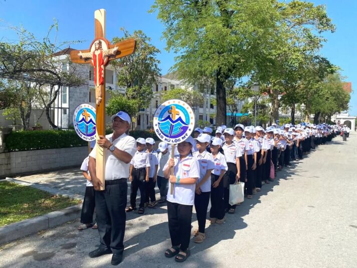 fb-285328895298373_785609917541259