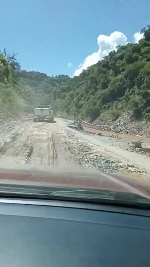 fb-285328895298373_786570107445240