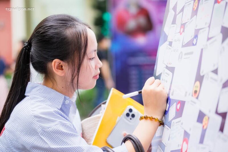 fb-1407235966182611_1094436529500382