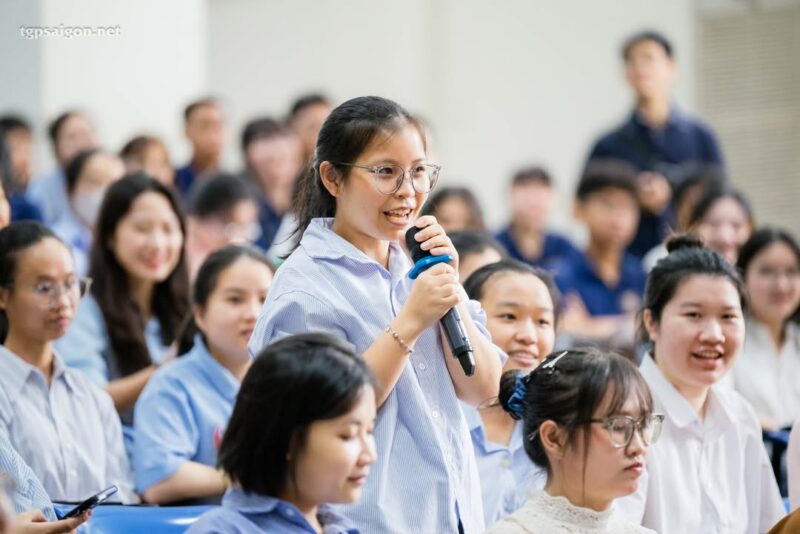 fb-1407235966182611_1094436529500382