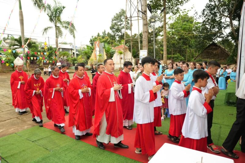 fb-585442494803518_1193045346193346