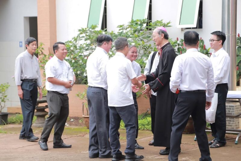 fb-585442494803518_1193045346193346