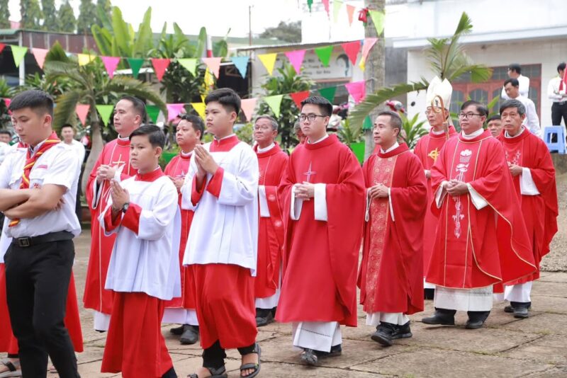 fb-585442494803518_1193045346193346