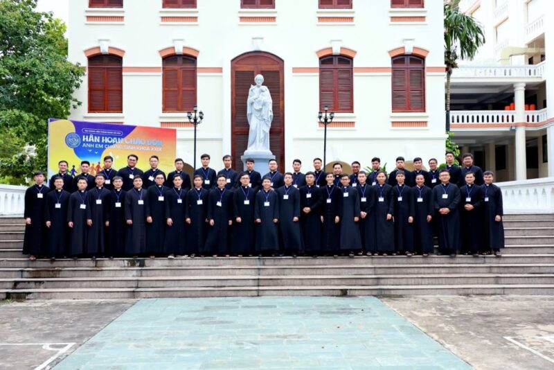 fb-1407235966182611_1094941109449924