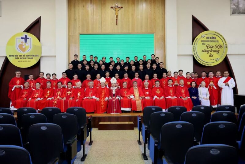 fb-1407235966182611_1094941109449924